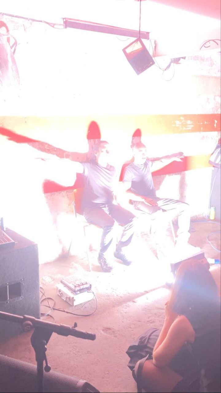 Jogmode performance @ Fake Barn Country